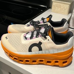 Cloud monster, brand new without box, never worn